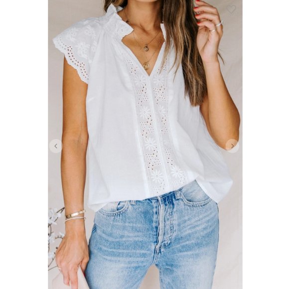 Tops - White embroidered eyelet cap sleeve cotton top